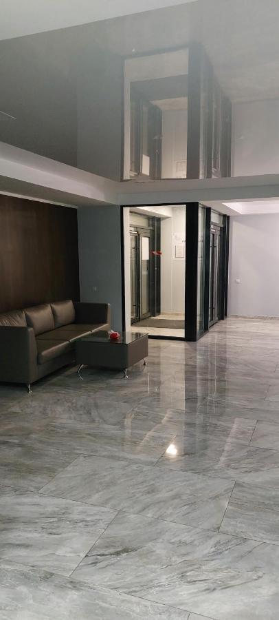 Новые Апартаменты Lux Chişinău Esterno foto